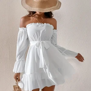 Schouder sluitende jurk met slarand