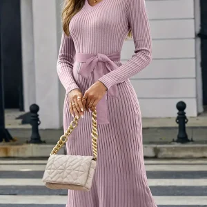 Eenvoudige elegante bodycon jurk met lange mouwen