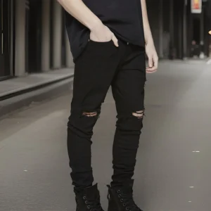 James™ Modieuze gescheurde broek