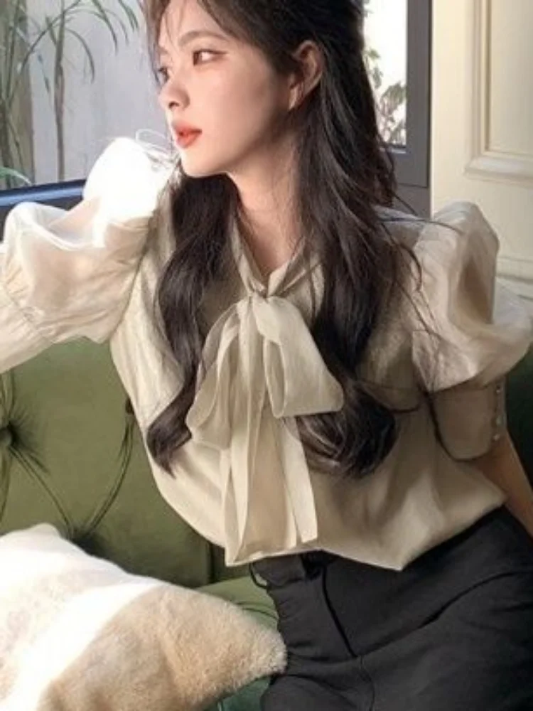 Schattige bandage blouse met pofmouwtjes - Afbeelding 3