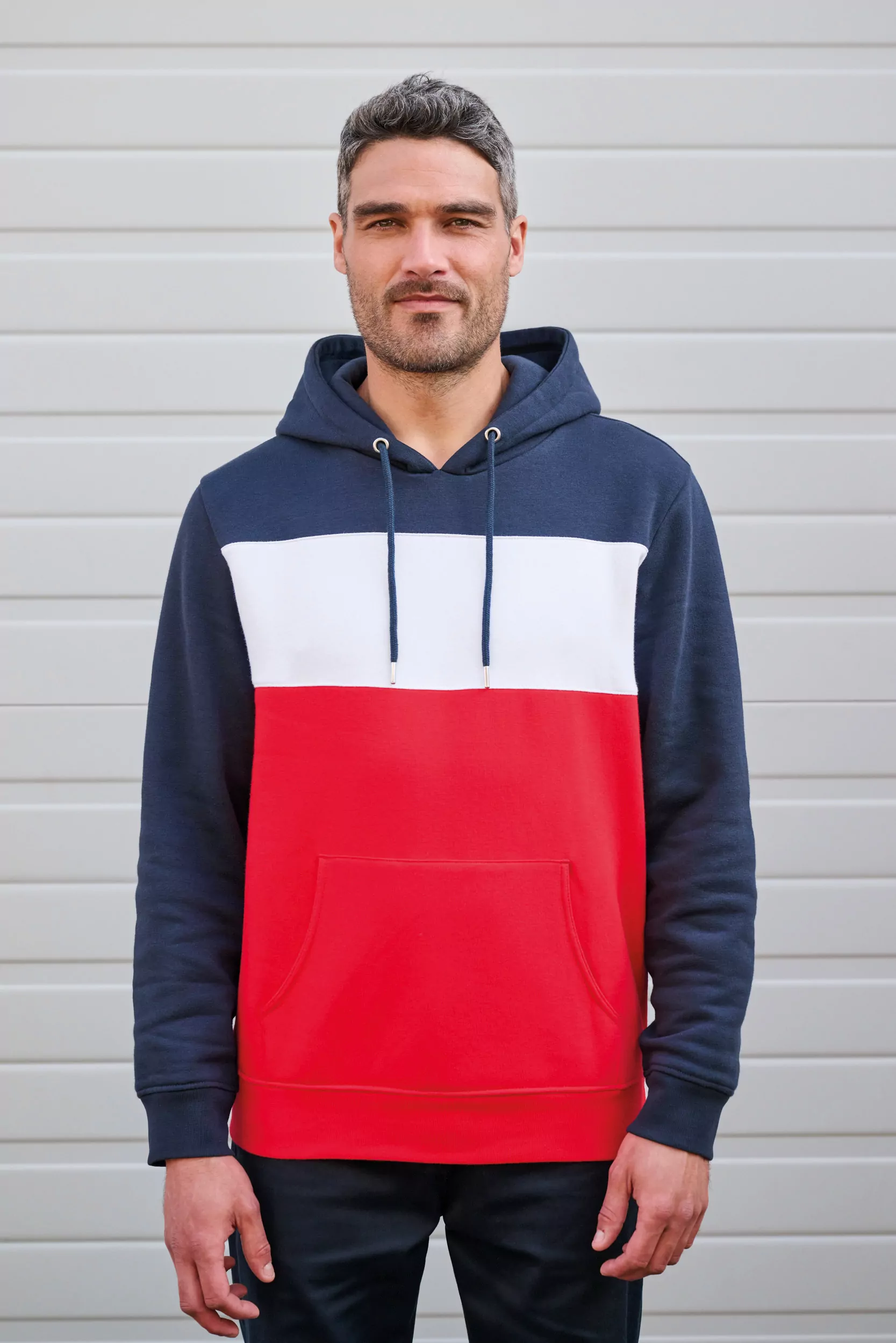 K4016 – Unisex hoodie gestreept driekleurig