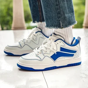 Retro low-top sportschoenen met contrasterende details