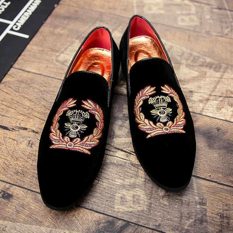 Fluwelen Loafers Met Geborduurd Embleem - Afbeelding 9