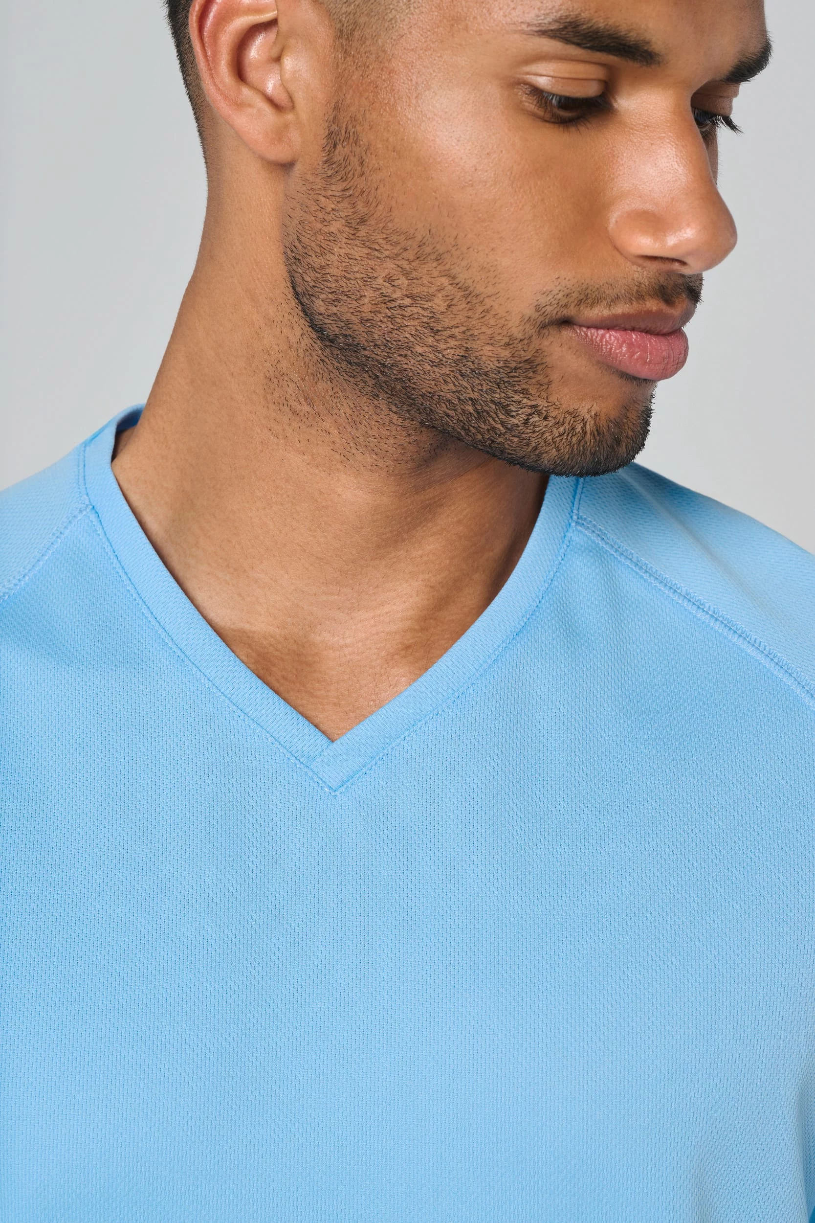 PA476 – Heren sportshirt V-hals korte mouwen - Afbeelding 5