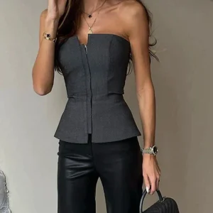 Gestructureerde, strapless top met peplum