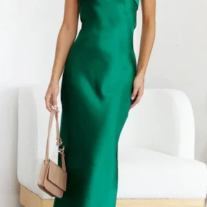 Fara | Elegante satijnen jurk